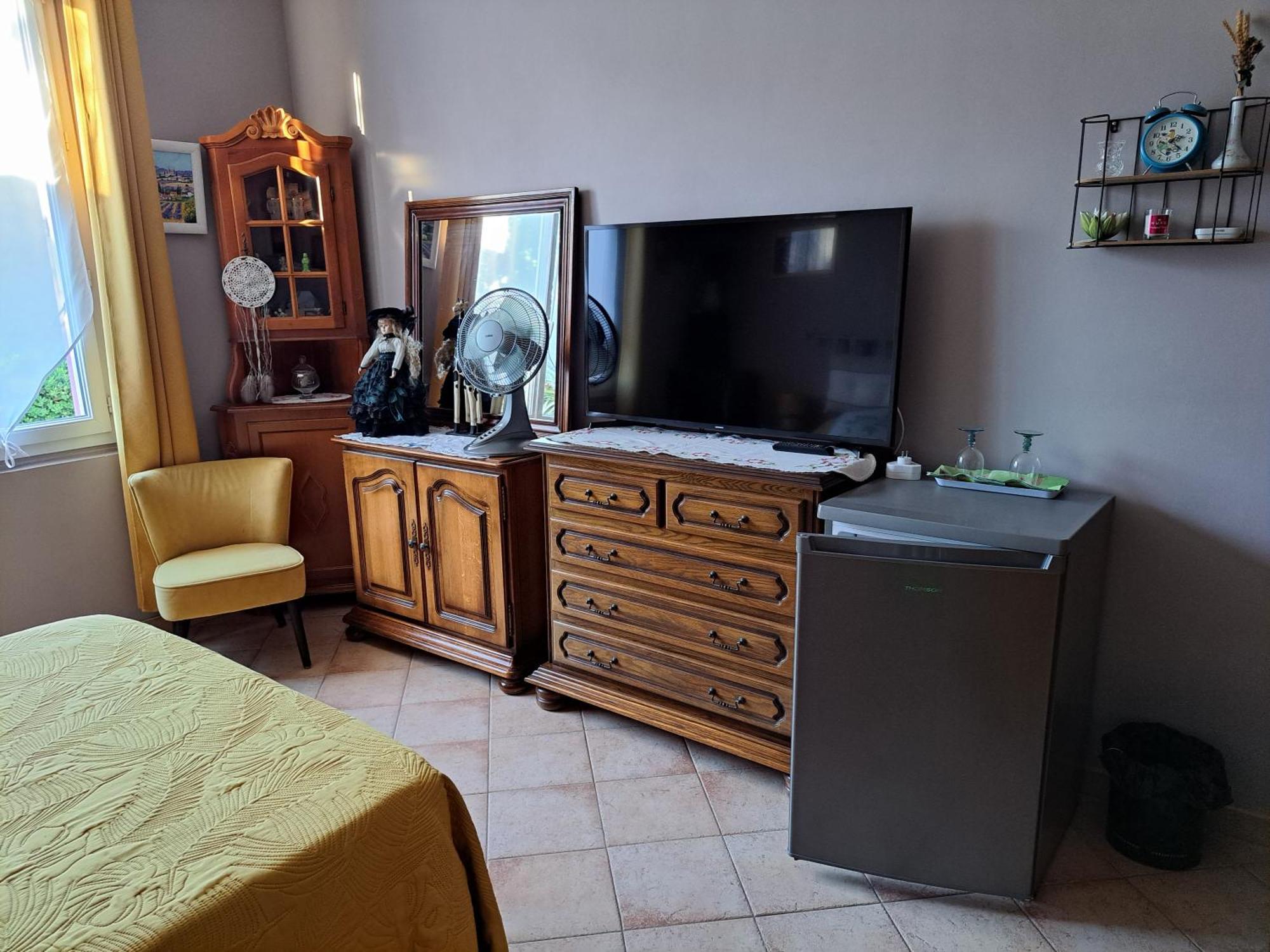 La Chambre De Cleo Cannes Bagian luar foto