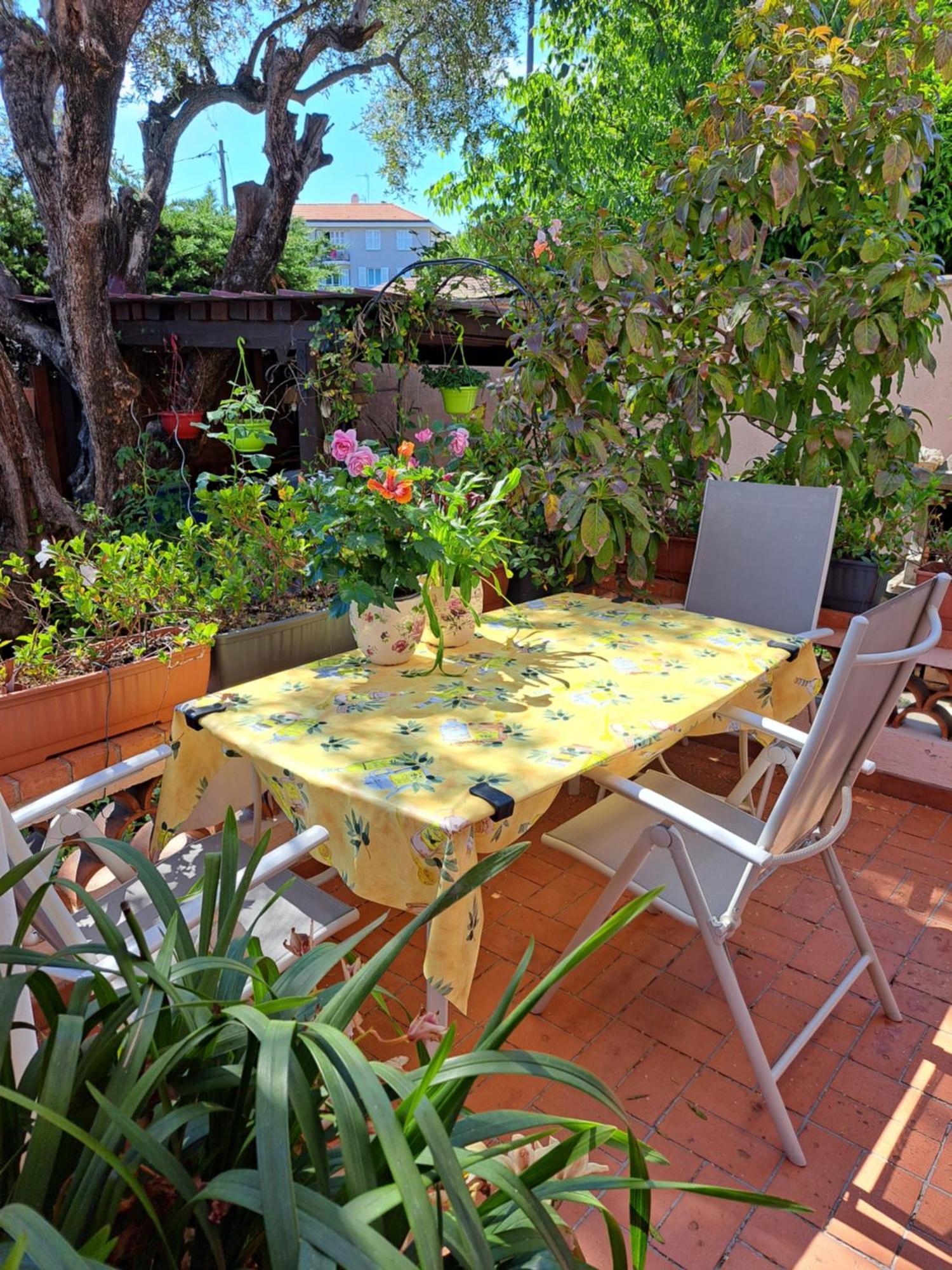 La Chambre De Cleo Cannes Bagian luar foto